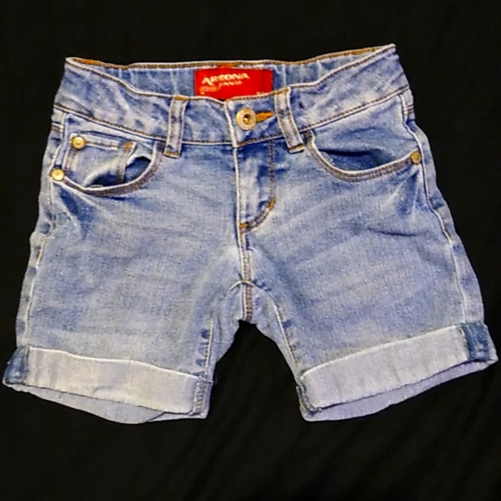 Arizona size 7 denim shorts
